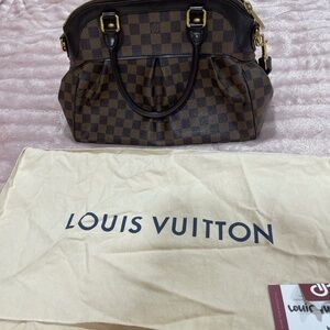 Louis Vuitton Trevi PM
